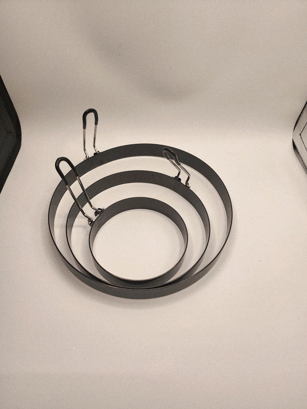 Set of 3 Round Non Stick Cooking Rings Pancakes Eggs